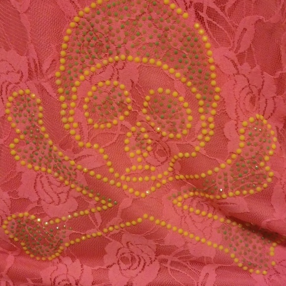 Tank - Picture 2 of 3